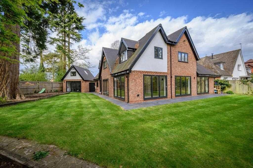 Avenue Road, Dorridge, B93