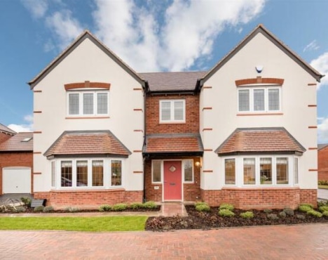 Let Agreed on Beech Lane, Dickens Heath – £3,000pcm