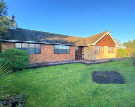 Let Agreed: Middle Bickenhill Lane, Hampton in Arden – £1,900pcm