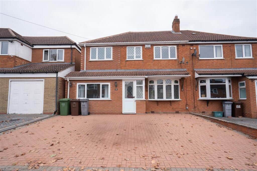 New to the Market: Extended Six-Bedroom Family Home on Hurdis Road, Shirley