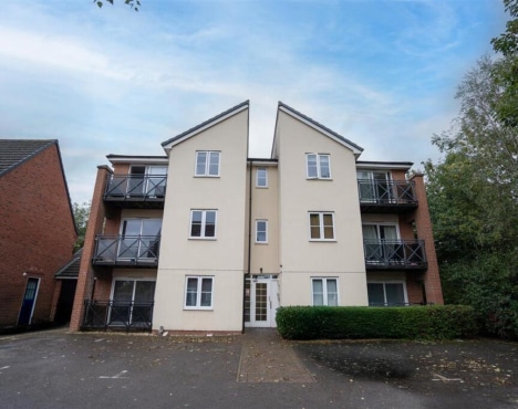 One-Bedroom Furnished Apartment to Rent – Kendrick Grove, Hall Green | £895pcm