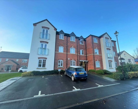 New Rental Instruction: Stunning Two-Bedroom Ground Floor Apartment in Dickens Heath