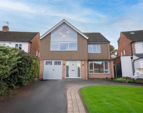 Stunning Four-Bedroom Detached Home to Rent on Northbrook Road, Solihull (£3,500pcm)