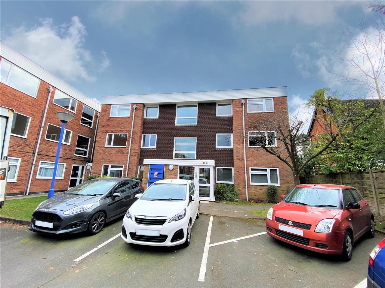 Old Warwick Court, Olton