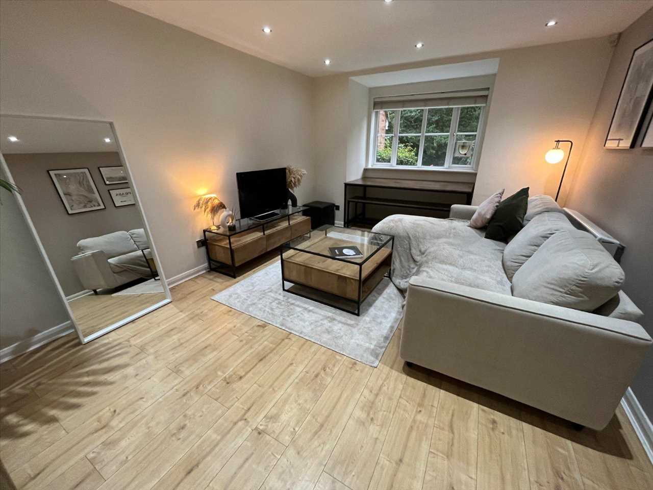 Aldershaws, Dickens Heath