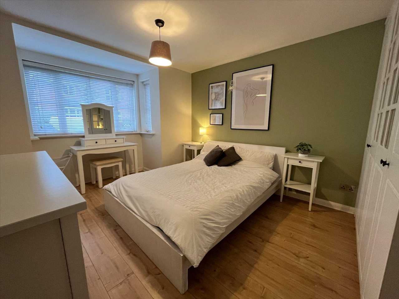 Aldershaws, Dickens Heath
