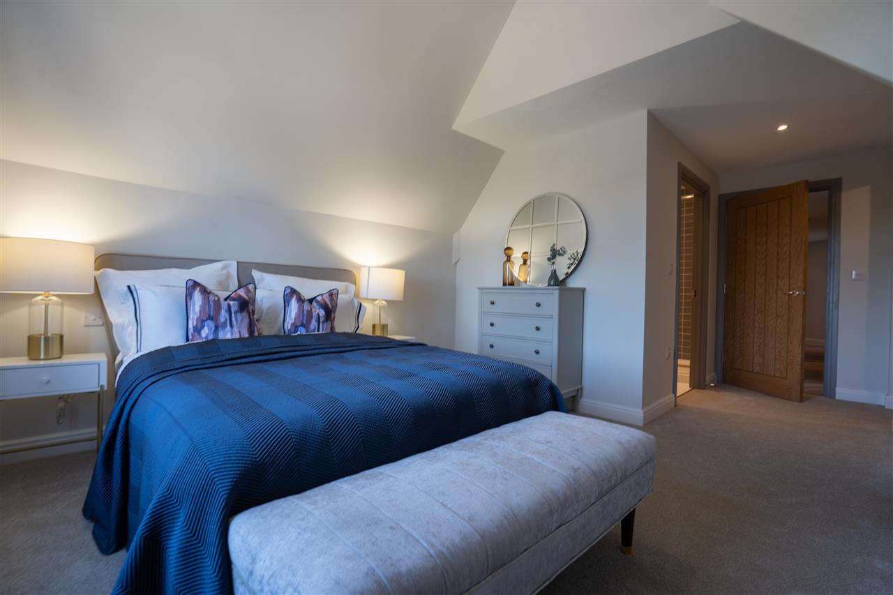 Oak Tree Place, Shirley