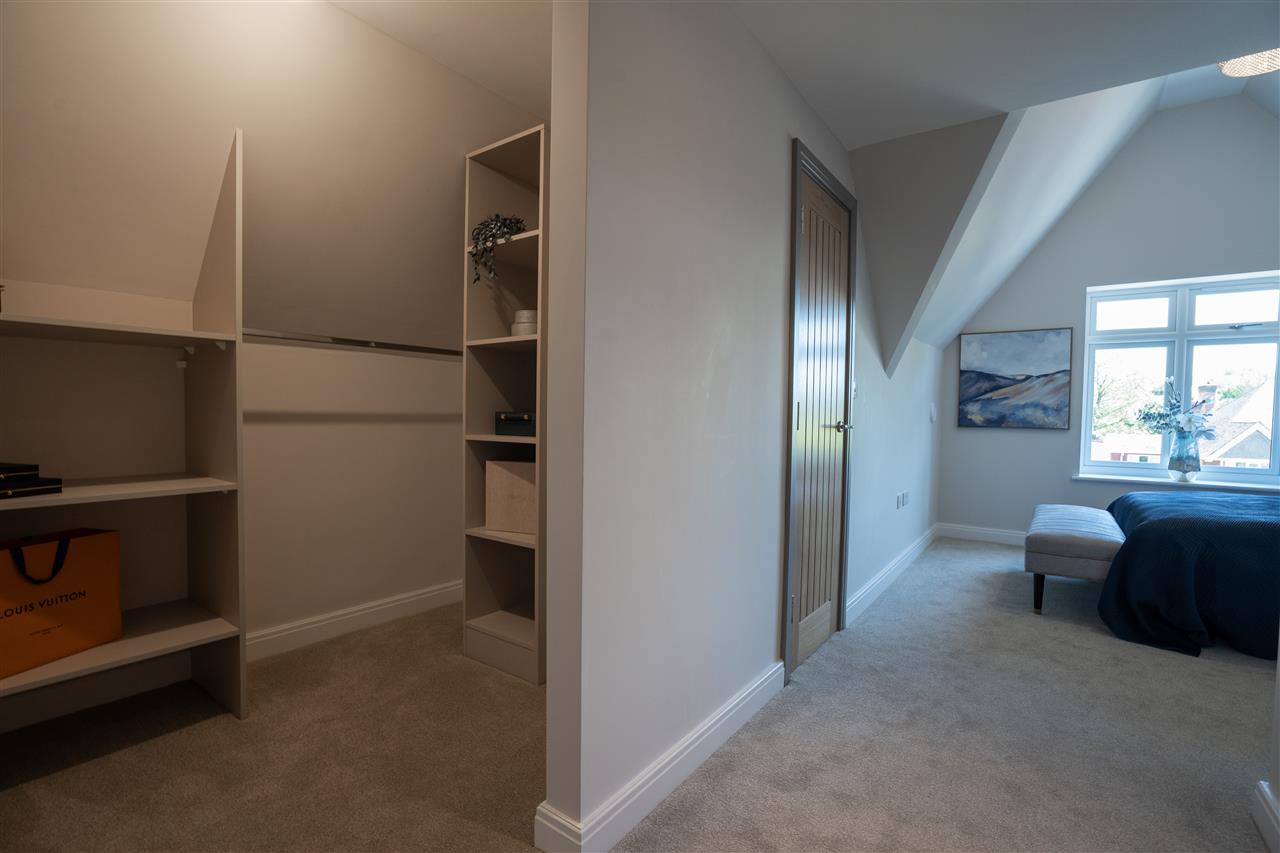Oak Tree Place, Shirley