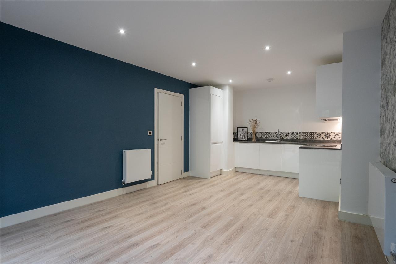 Broadoaks, Solihull