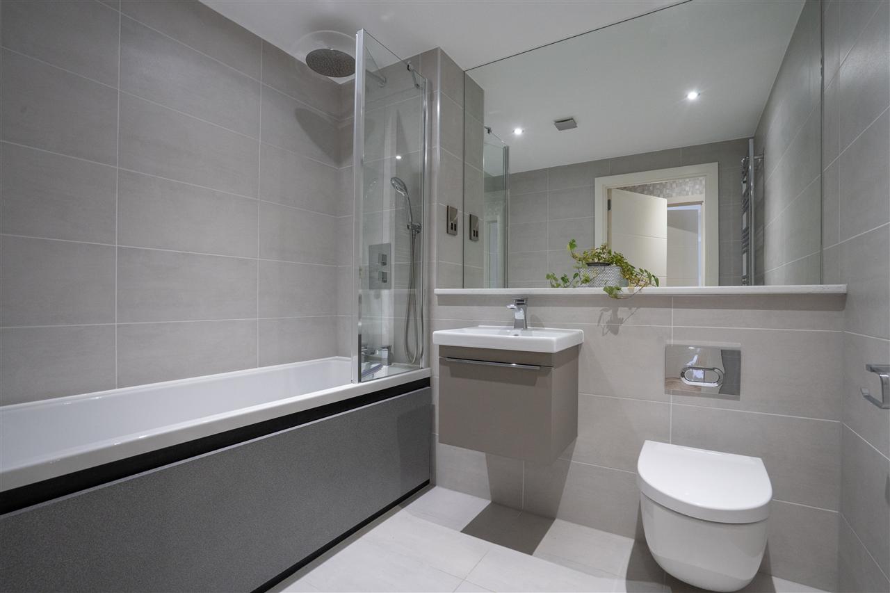 Broadoaks, Solihull