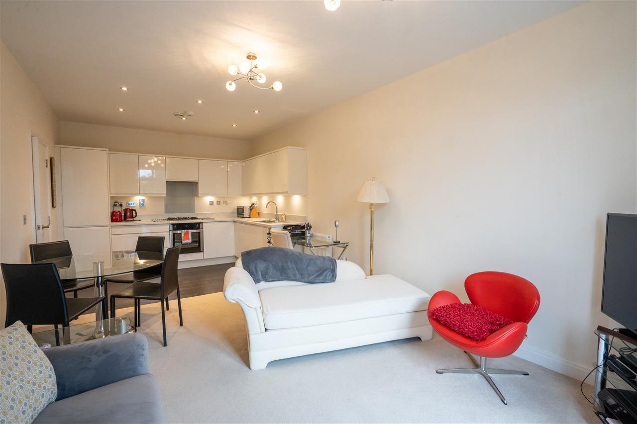 Abbotsbury Court, Dickens Heath