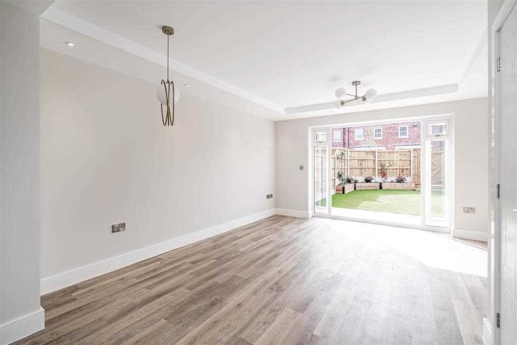 Station Road, Knowle
