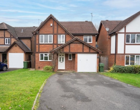 Stunning Detached Family Home for Rent on Sycamore Drive, Hollywood, Wythall – £1650pcm