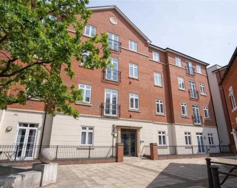 Letting Agents in Dickens Heath – Waddesdon House Now Rented