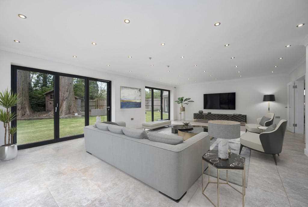 Avenue Road, Dorridge, B93