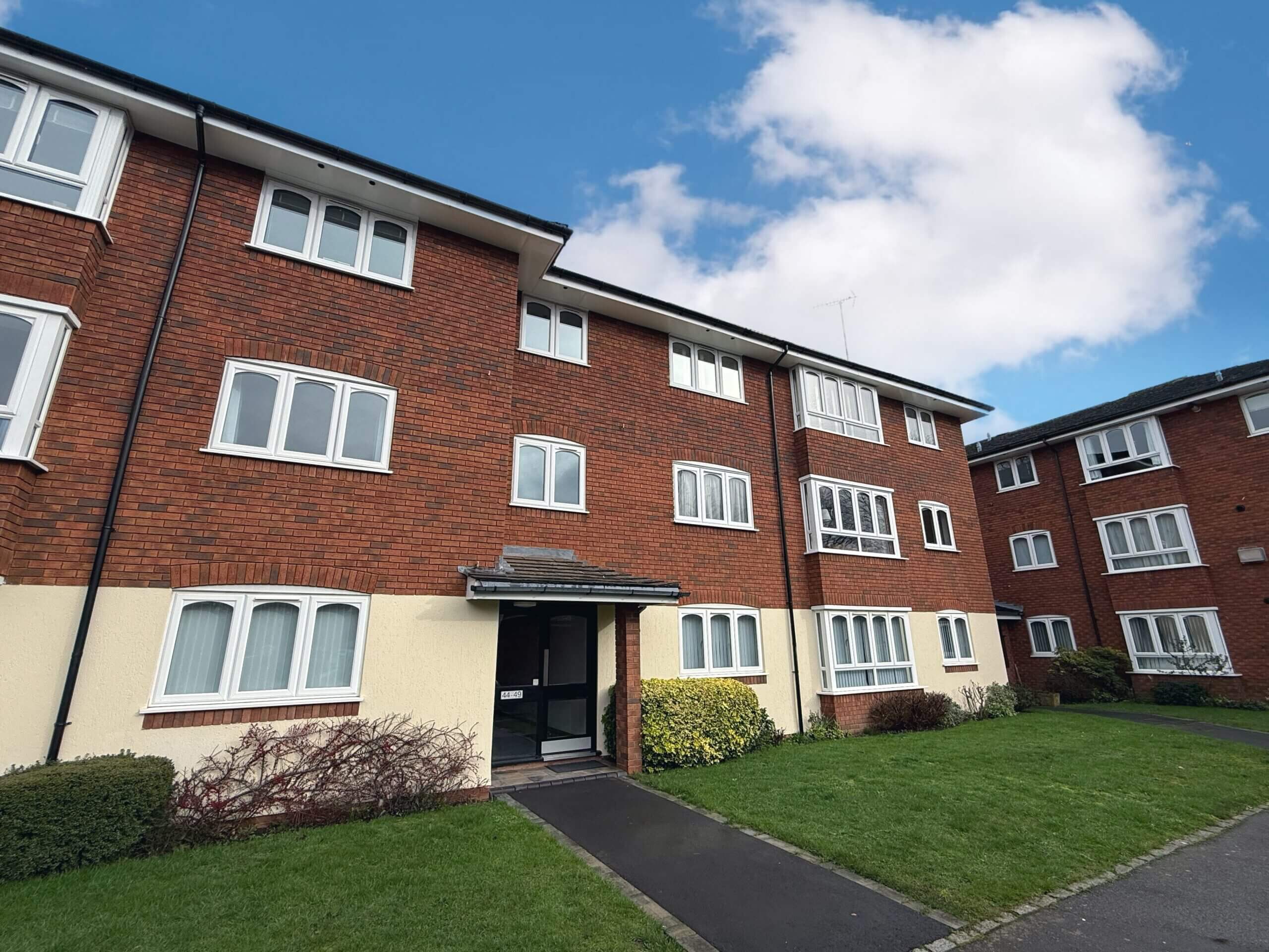 Letting Agents in Solihull | Queens Court £1500pcm | Let Agreed